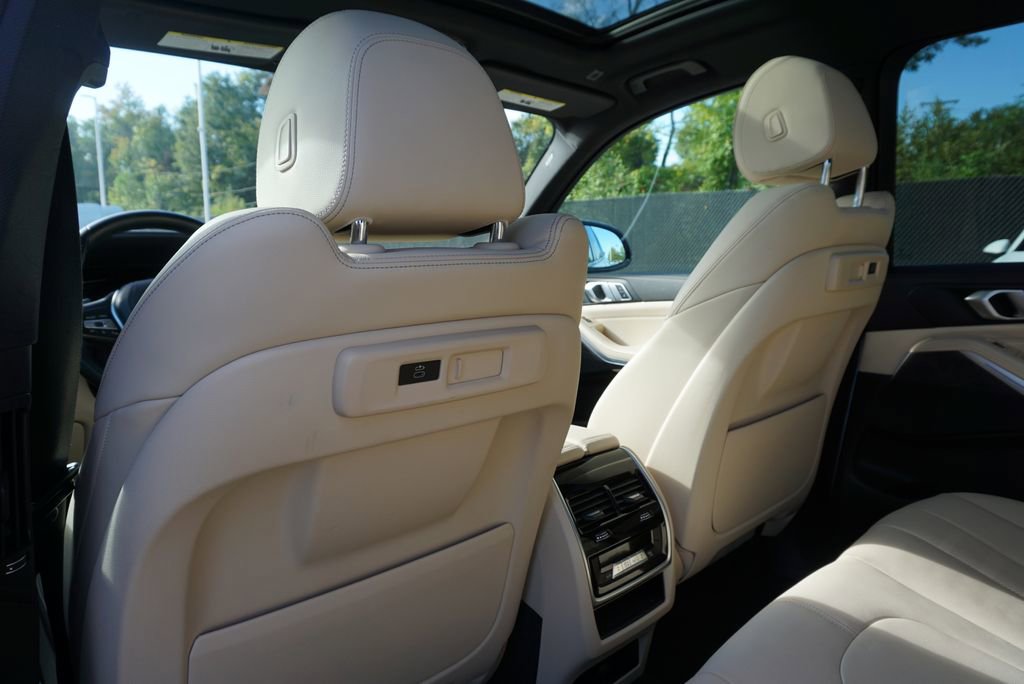 Used 2022 BMW X5 sDrive40i w/ Premium Package image 15