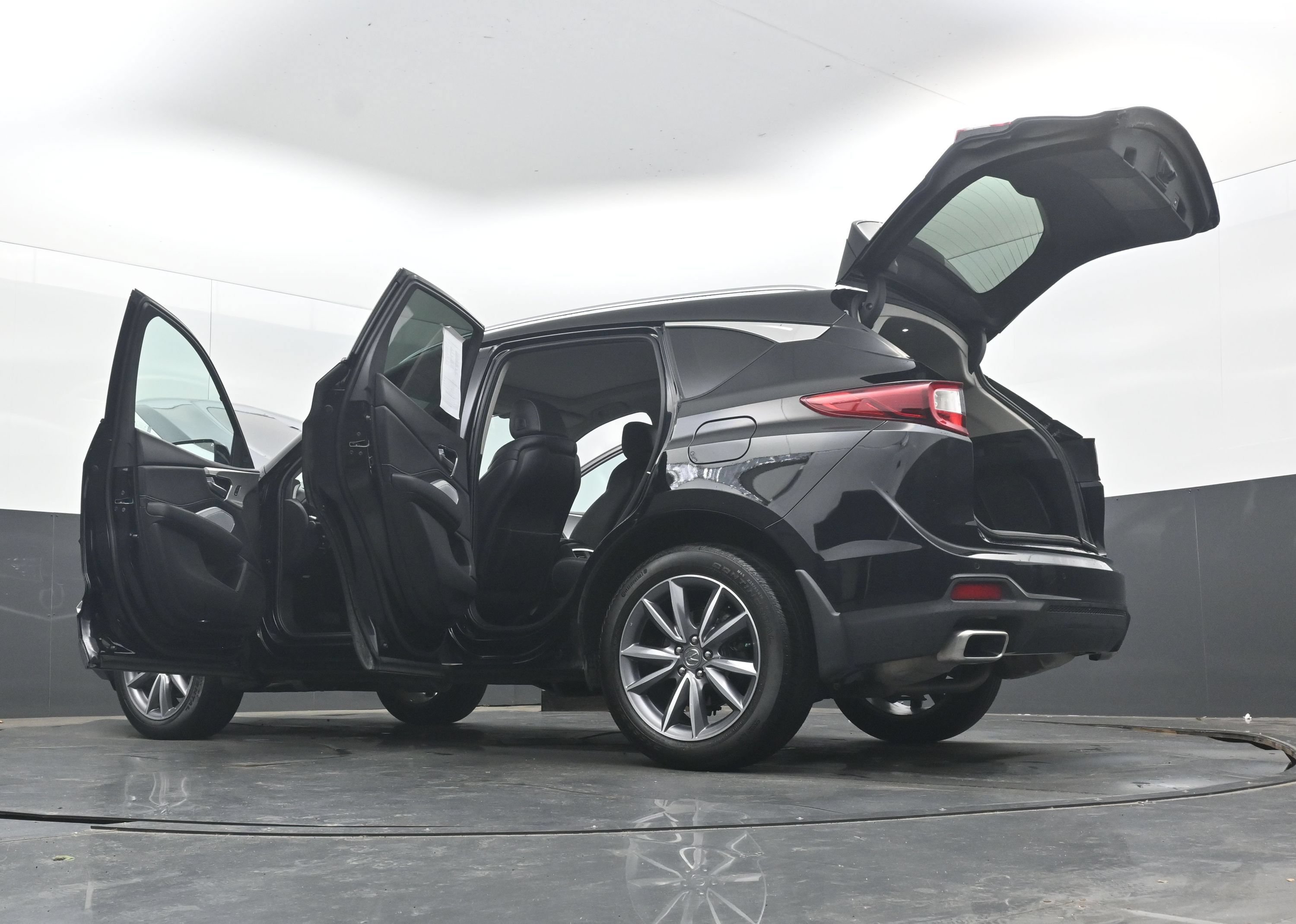 Used 2022 Acura RDX w/ Technology Package FWD image 44