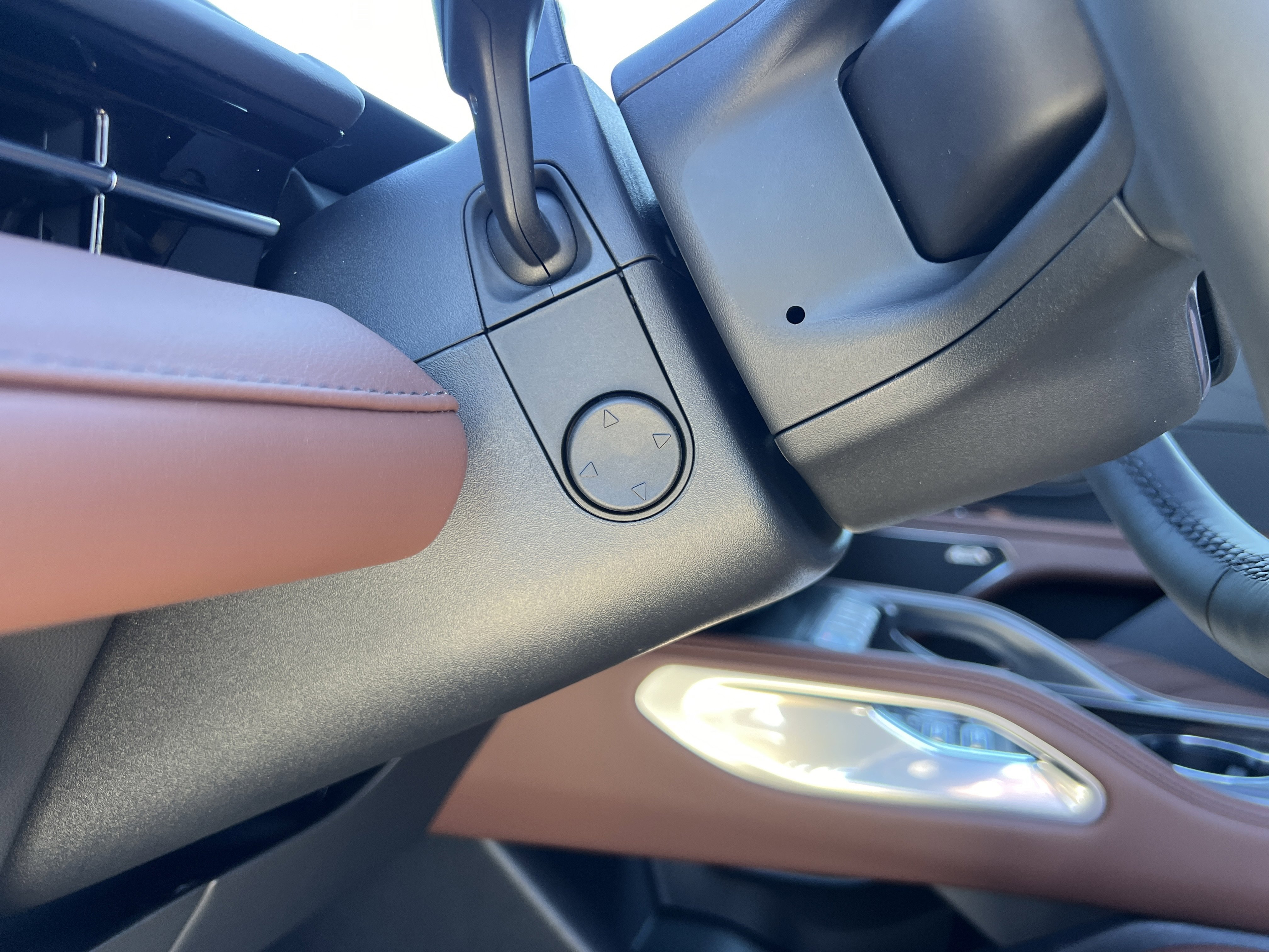 New 2026 Lincoln Nautilus Reserve w/ Jet Appearance Package AWD/4WD image 16