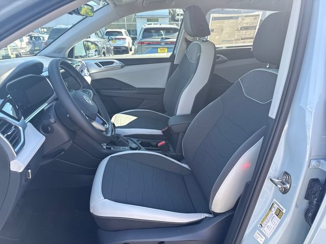 New 2026 Volkswagen Taos SE AWD/4WD image 17