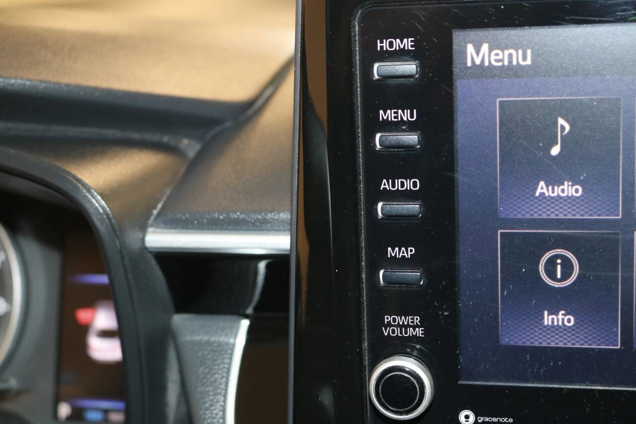 Used 2022 Toyota Corolla LE image 41