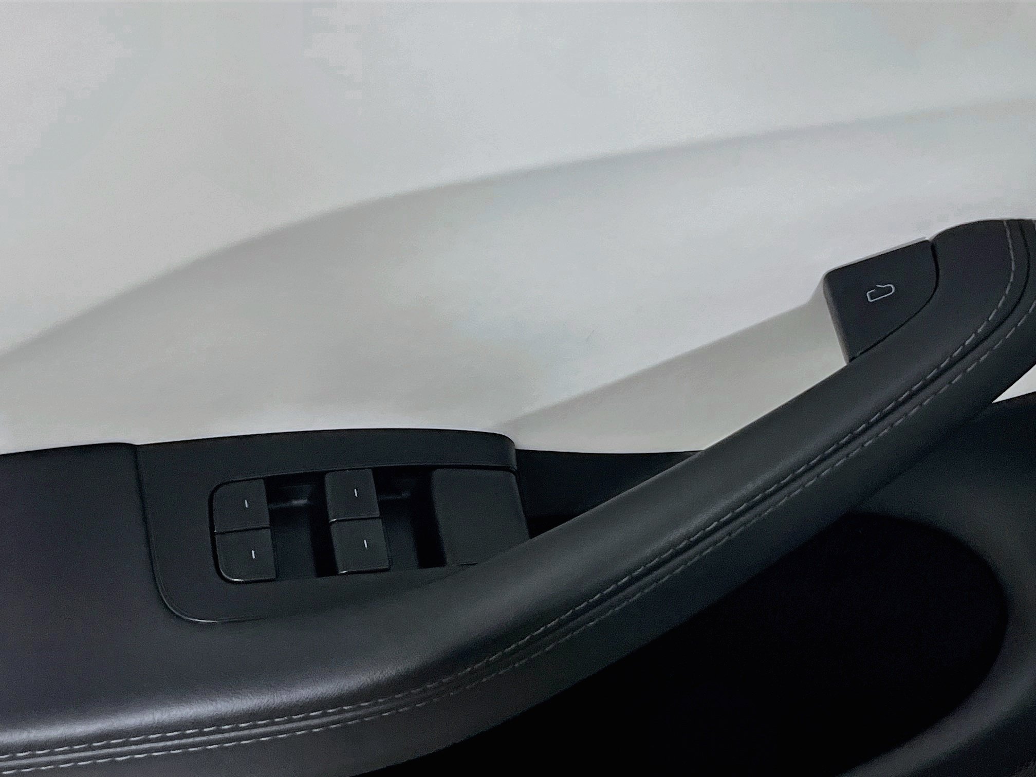 Used 2025 Tesla Model 3 RWD image 17