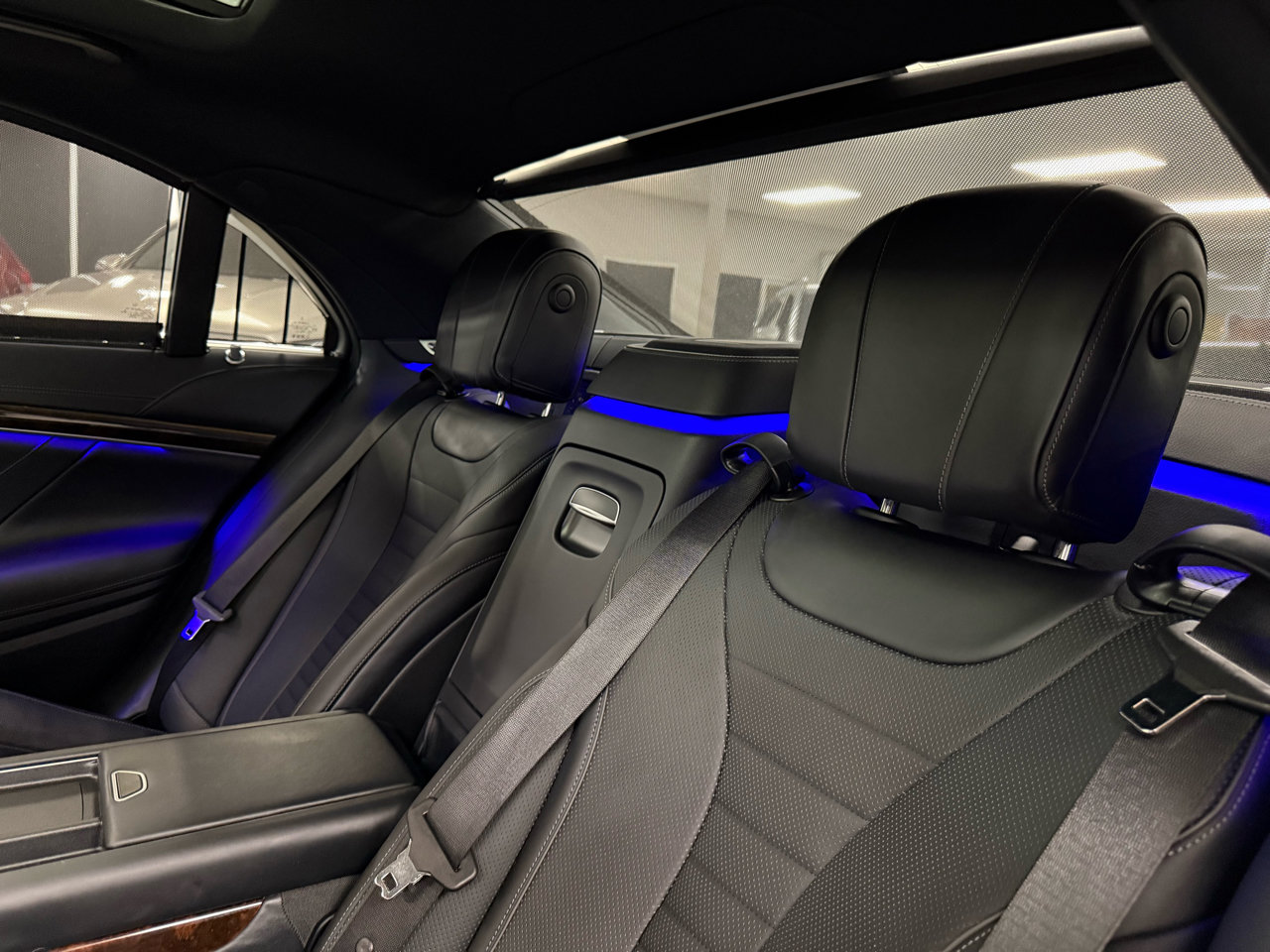 Used 2018 Mercedes-Benz S 560 Sedan image 13