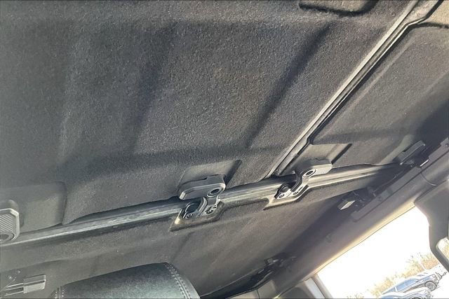 Used 2023 Ford Bronco Badlands image 27