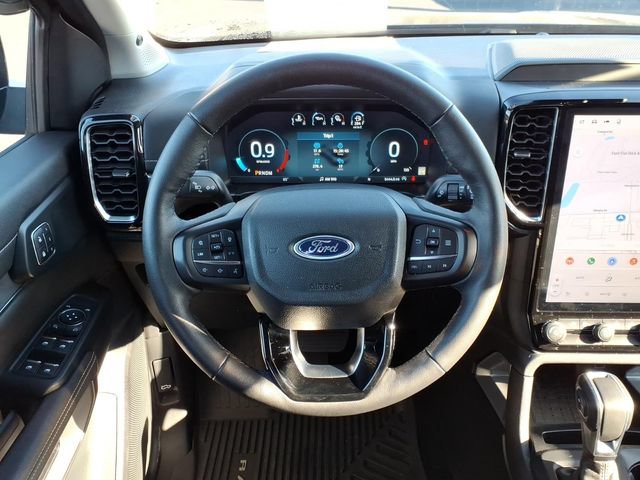 Used 2025 Ford Ranger Lariat w/ FX4 Off-Road Package AWD/4WD image 10
