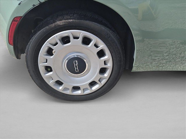 Used 2015 FIAT 500 Pop FWD image 14