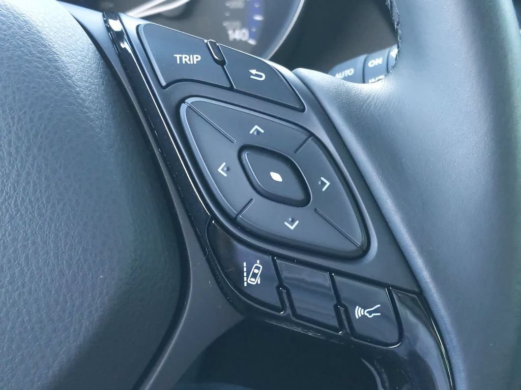 Used 2019 Toyota C-HR Limited FWD image 25