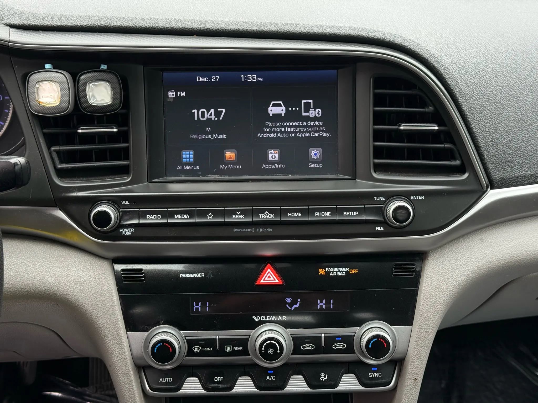 Used 2020 Hyundai Elantra SEL image 36