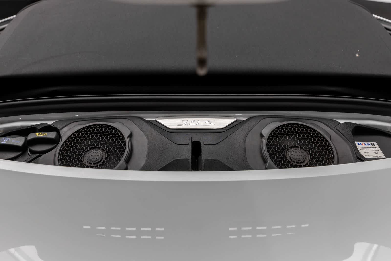 Used 2020 Porsche 911 Carrera RWD image 9