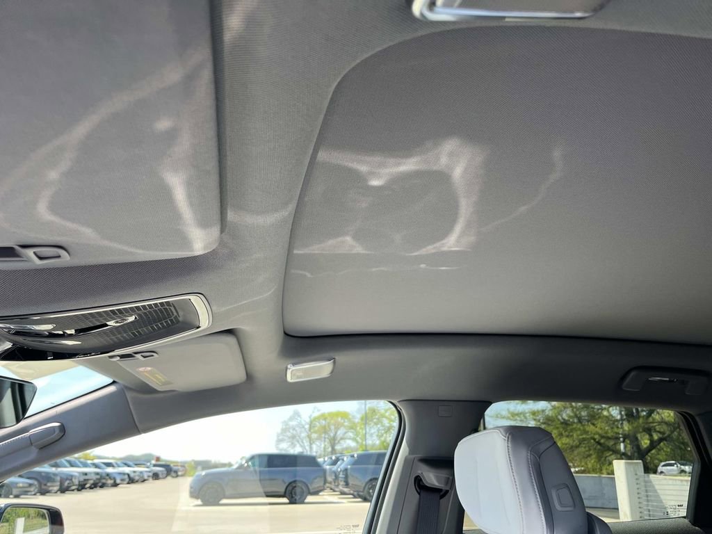 Used 2025 Cadillac Optiq Sport 1 image 26