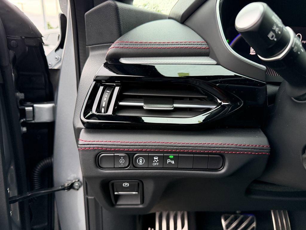 Certified 2025 Acura MDX A-Spec image 19