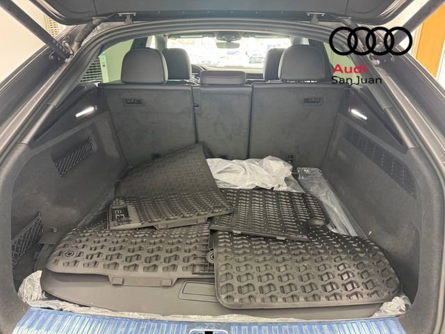 Used 2026 Audi Q8 Premium w/ Convenience Plus Package AWD/4WD image 13