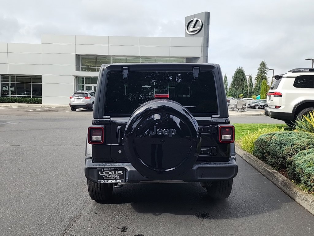 Used 2020 Jeep Wrangler Sport AWD/4WD image 4
