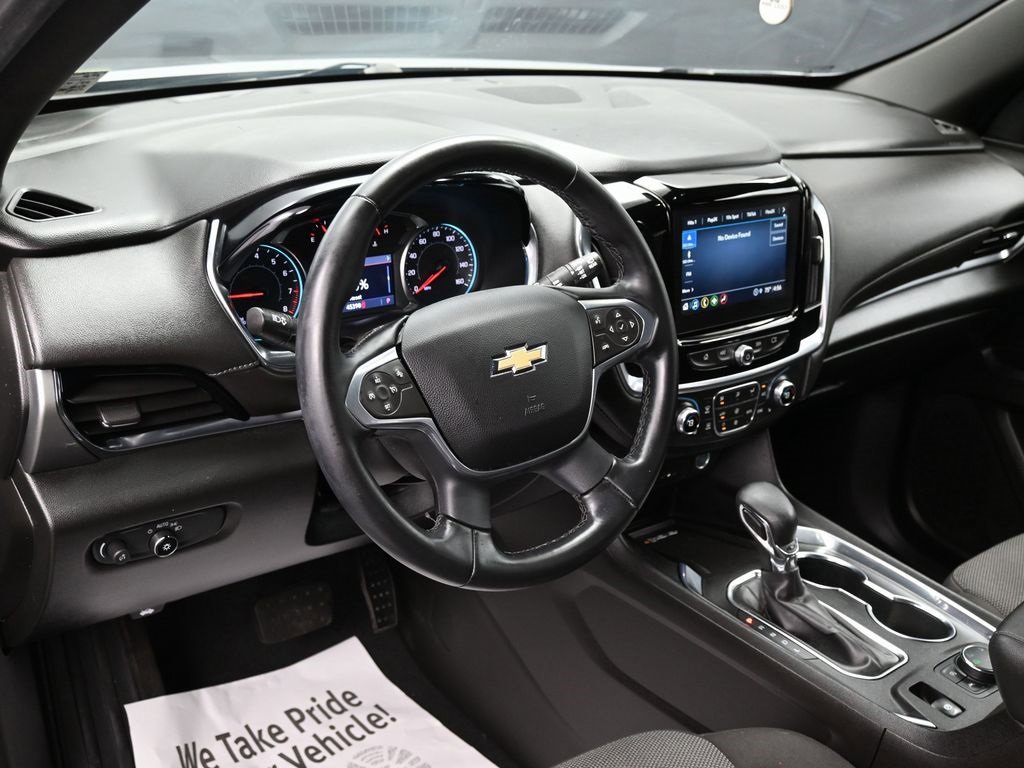 Used 2023 Chevrolet Traverse LT w/ LPO, Floor Liner Package image 16
