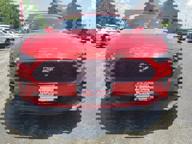 Used 2020 Ford Mustang Coupe image 2