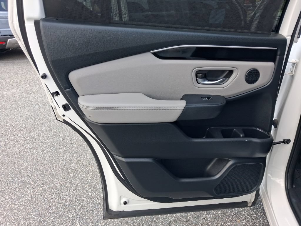 Used 2023 Honda Pilot EX-L image 25