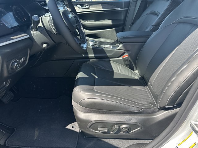 New 2026 Jeep Grand Cherokee Limited AWD/4WD image 9