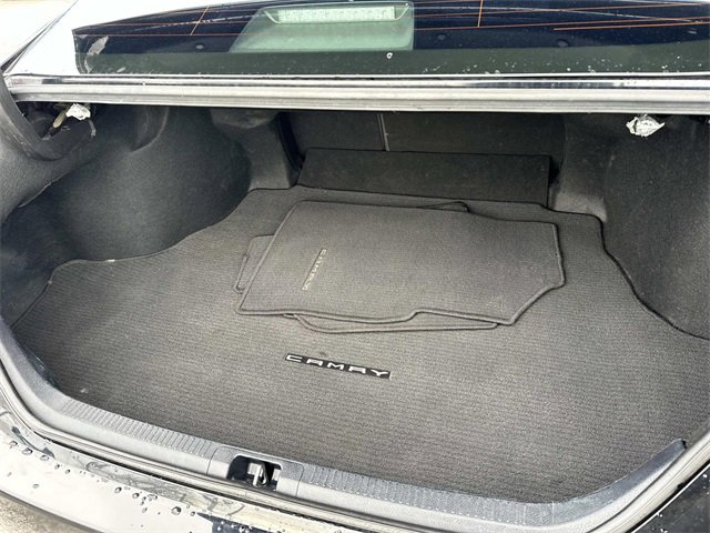 Used 2022 Toyota Camry XSE image 8