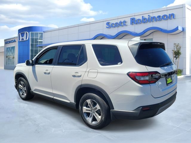 Used 2023 Honda Pilot EX-L image 3