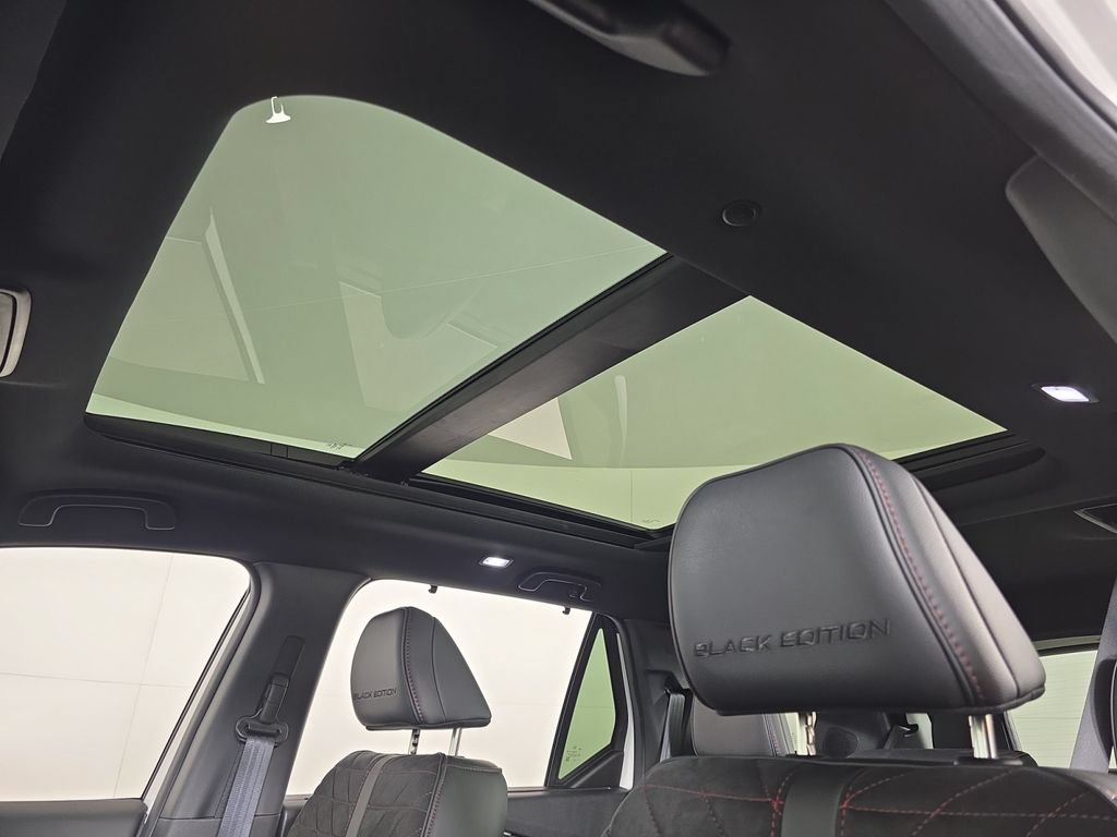 Used 2026 Honda Pilot Black Edition image 26