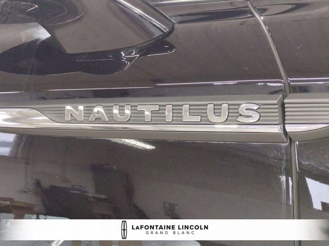 Certified 2023 Lincoln Nautilus AWD w/ Premium Package image 10