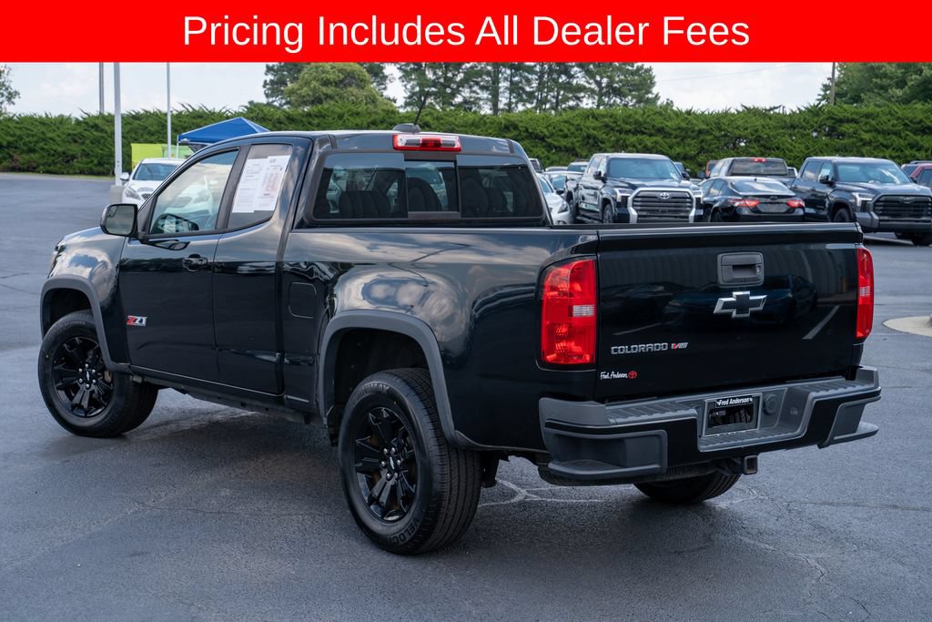 Used 2017 Chevrolet Colorado Z71 w/ Z71 Midnight Edition AWD/4WD image 3