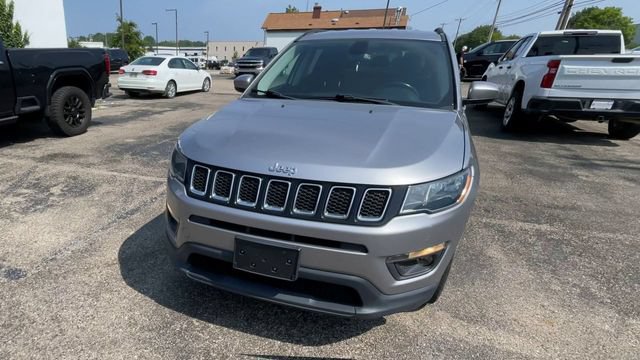 Used 2020 Jeep Compass Latitude w/ Cold Weather Group AWD/4WD image 5