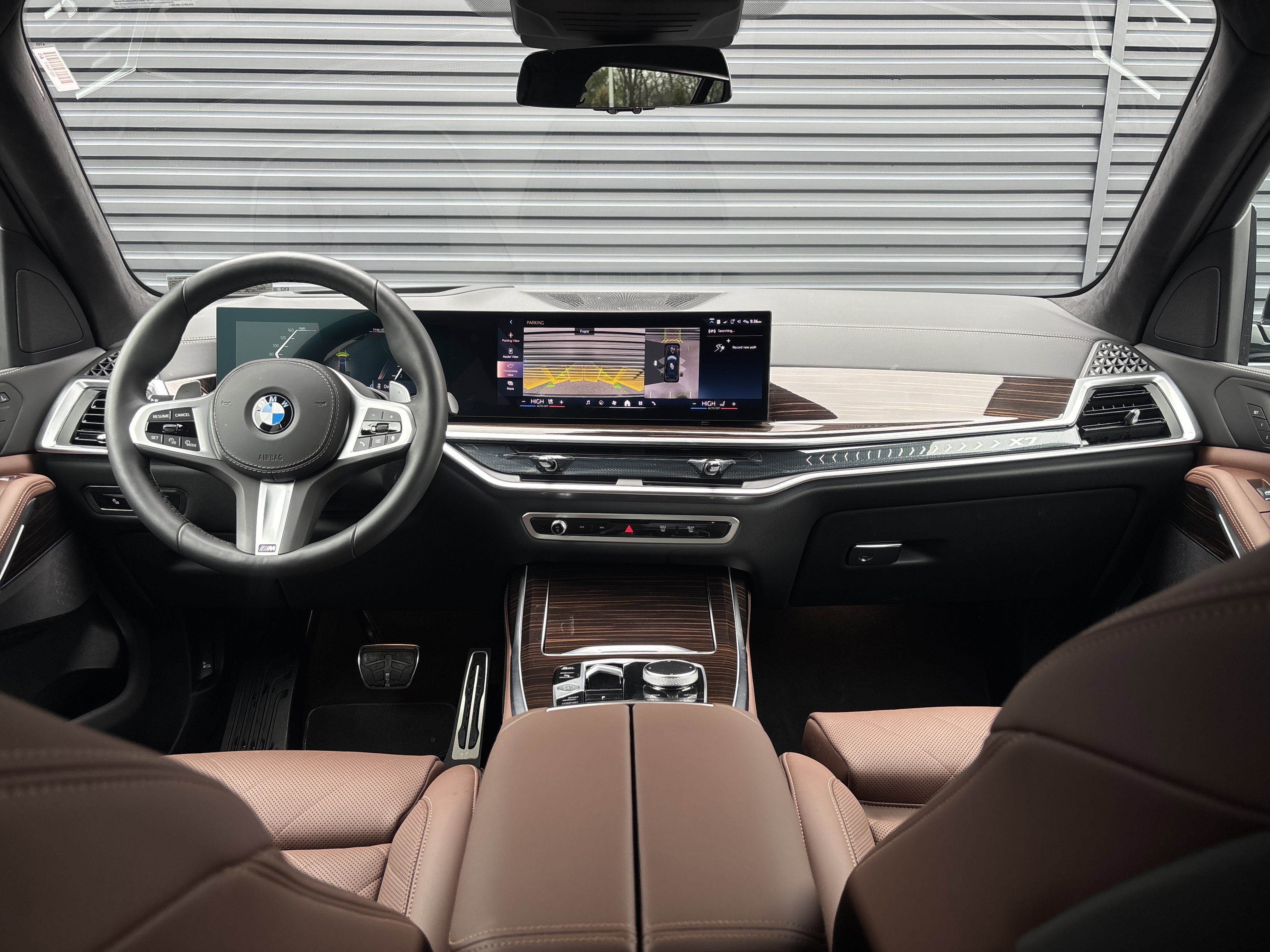 Used 2026 BMW X7 xDrive40i w/ M Sport Package image 12