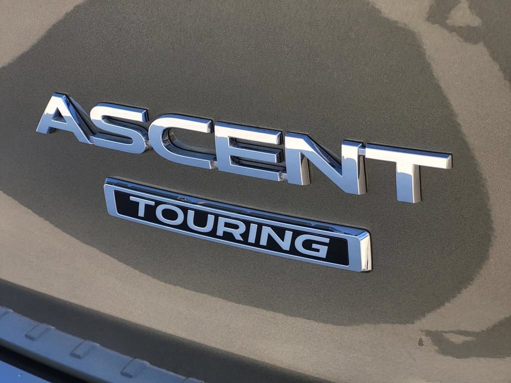 Used 2025 Subaru Ascent Touring AWD/4WD image 5
