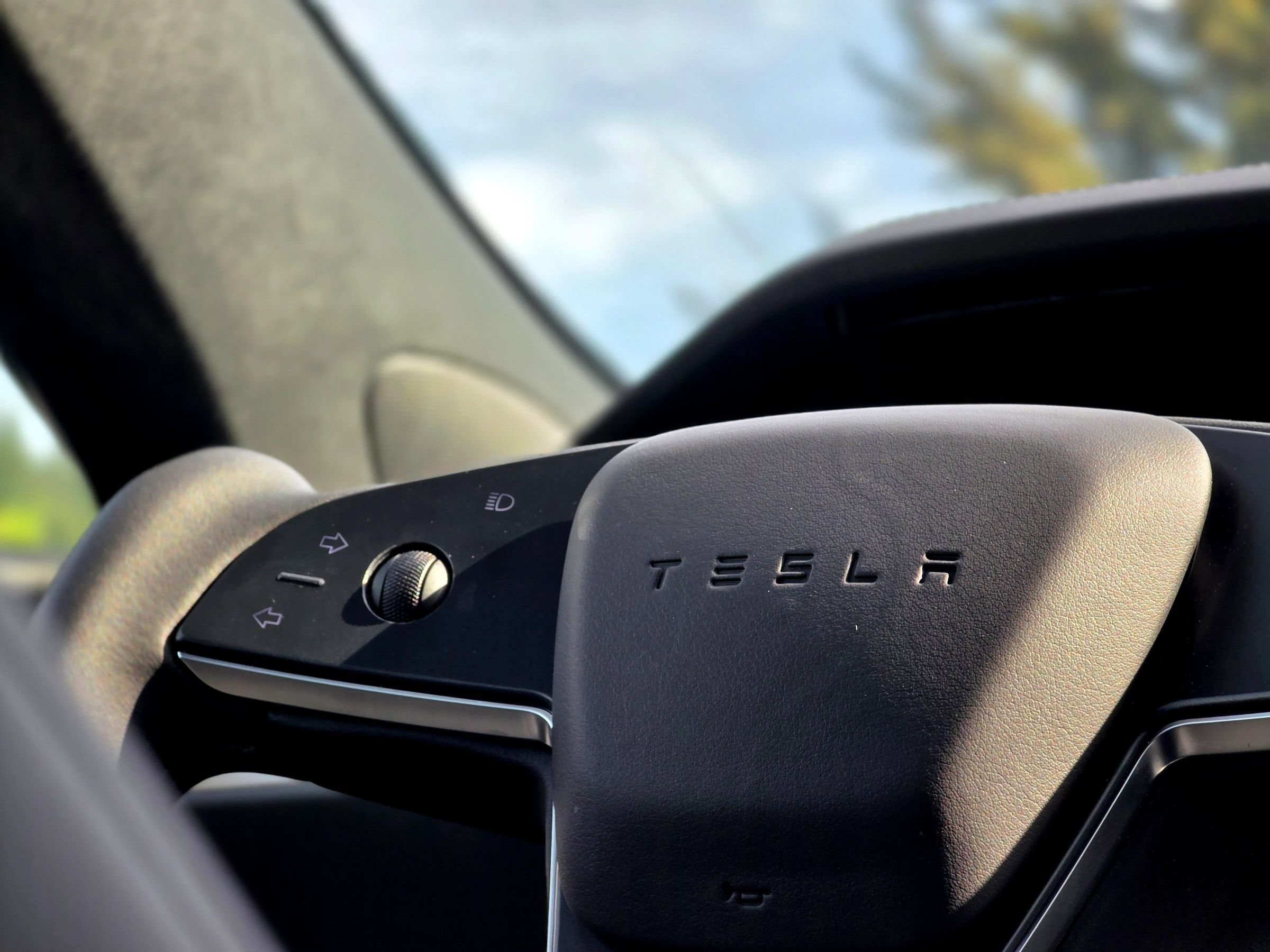 Used 2021 Tesla Model S Plaid AWD/4WD image 13
