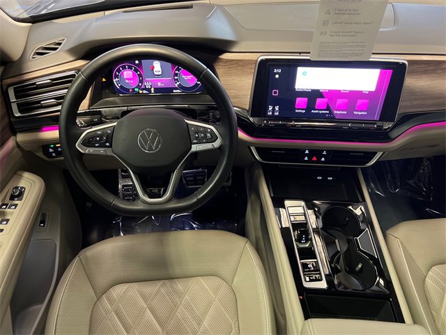 Certified 2024 Volkswagen Atlas SEL Premium R-Line image 19