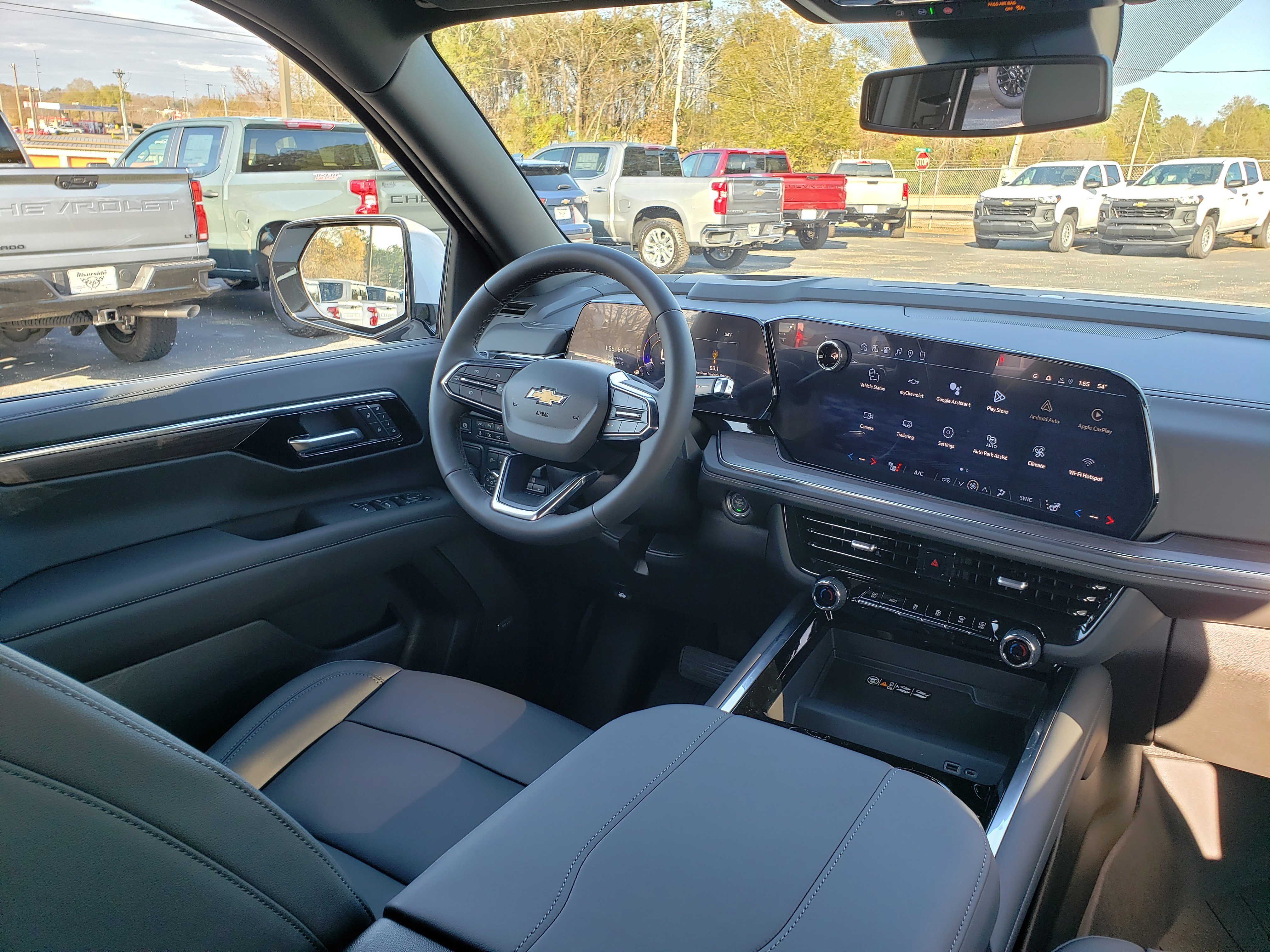 New 2026 Chevrolet Suburban LT w/ Comfort Package image 39