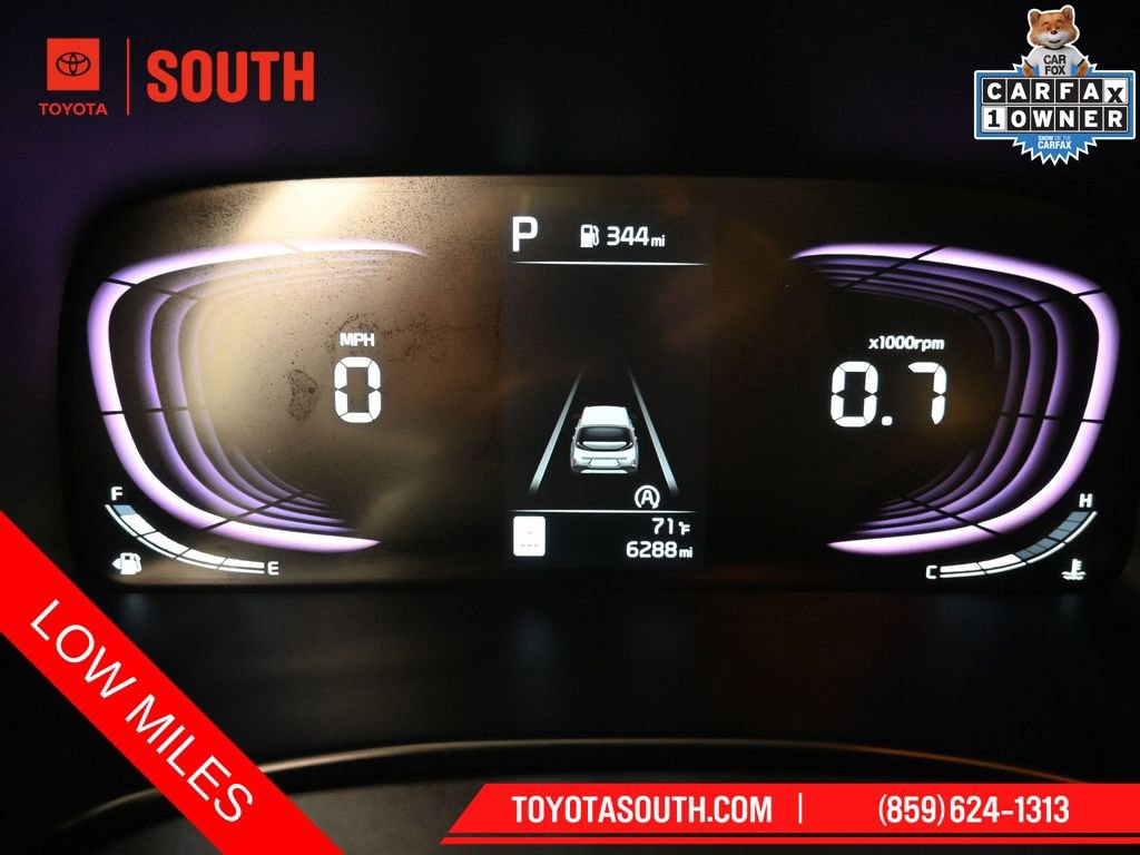 Used 2025 Kia Soul LX w/ LX Technology Package FWD image 12