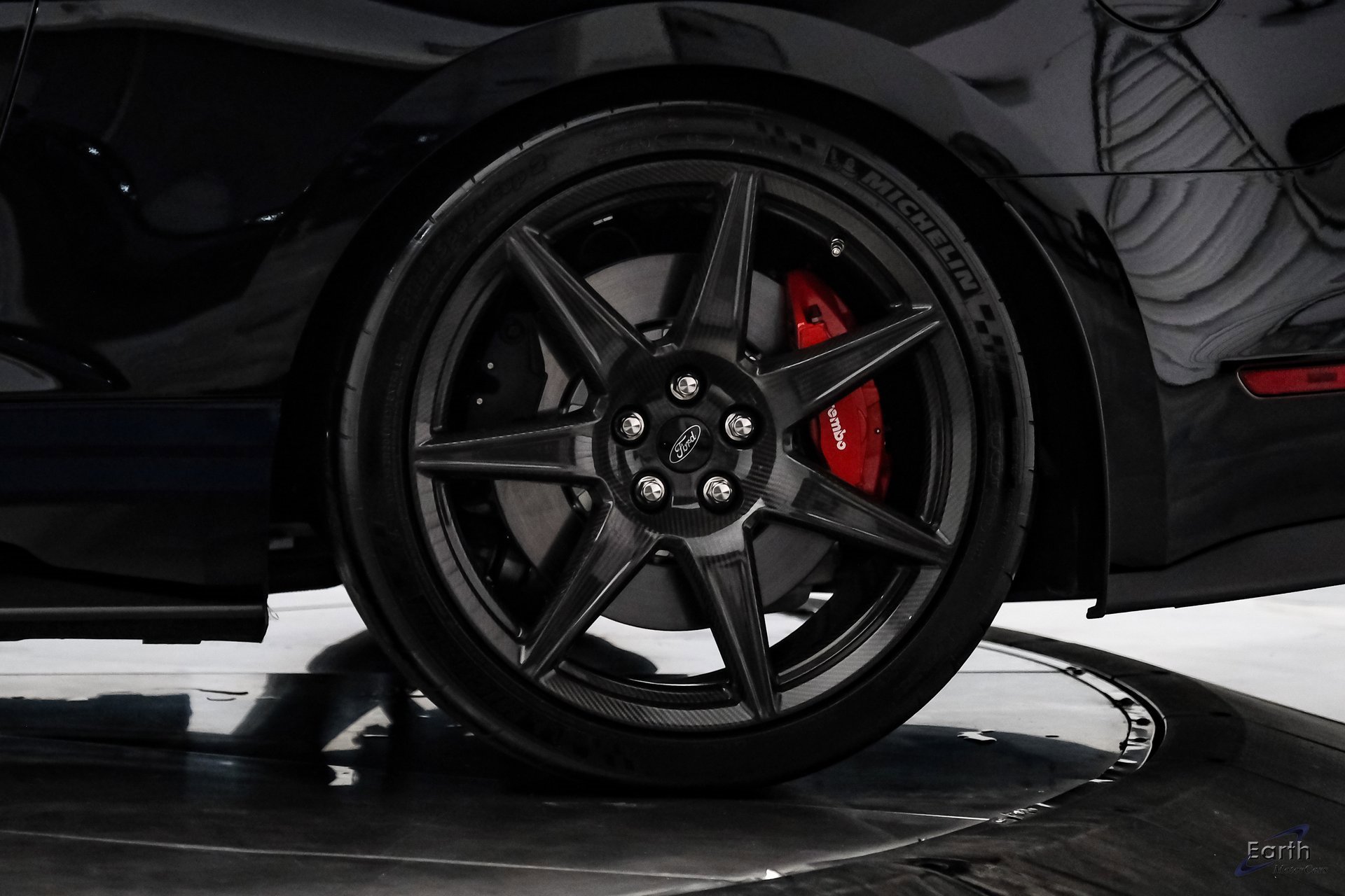 Used 2020 Ford Mustang Shelby GT500 w/ Carbon Fiber Track Pack image 63