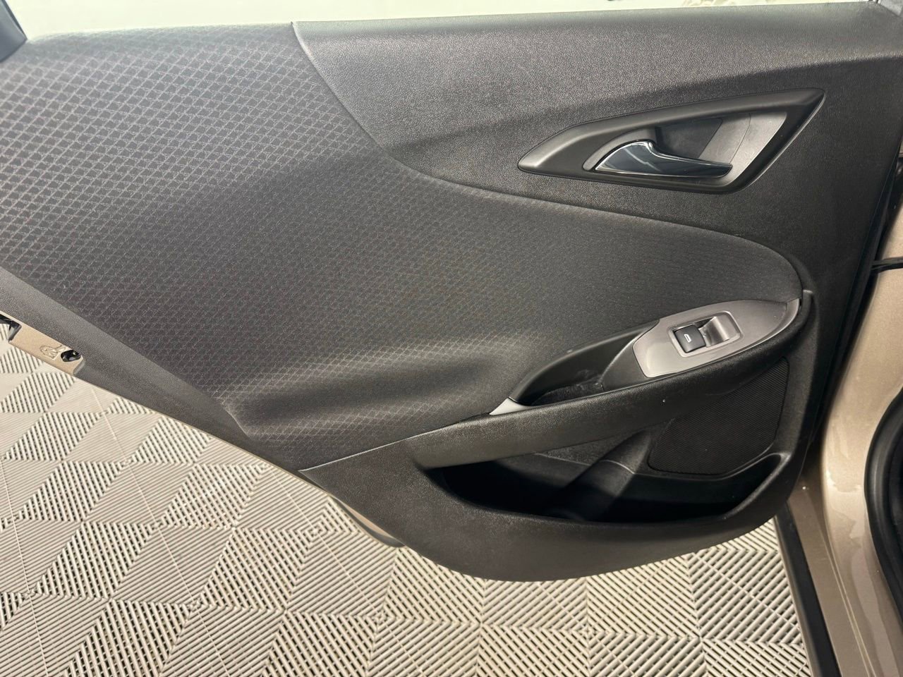 Used 2023 Chevrolet Malibu LT w/ Driver Confidence Package image 22