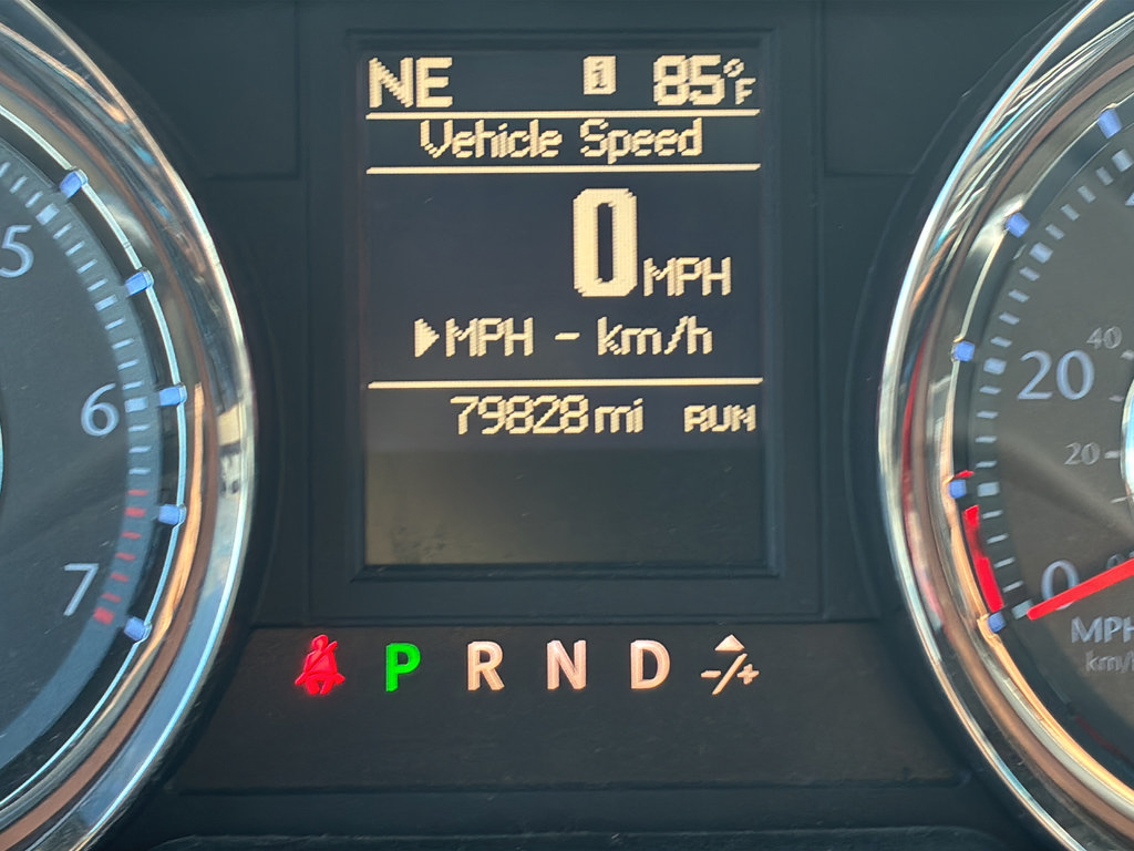 Used 2016 Chrysler Town & Country Touring w/ Trailer Tow Group FWD image 35