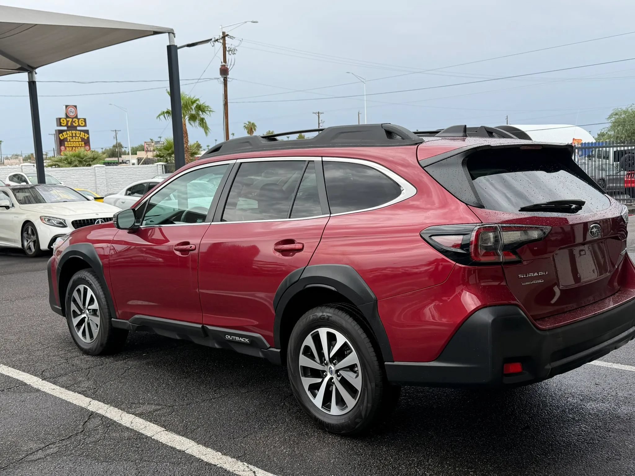 Used 2023 Subaru Outback Premium AWD/4WD image 6