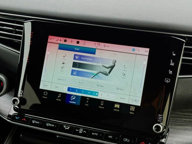 Used 2024 Jeep Wagoneer L Series II w/ Flexible Seating Group image 26