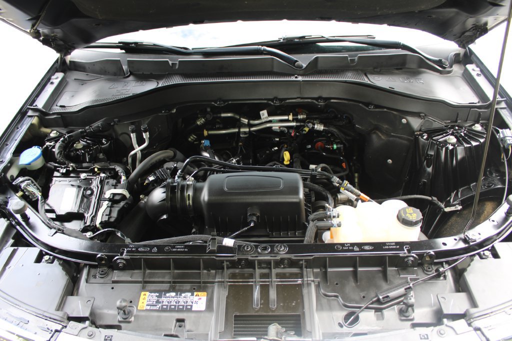 Used 2023 Ford Explorer XLT w/ Equipment Group 202A AWD/4WD image 34