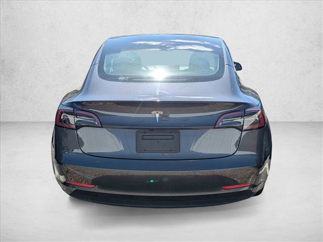Used 2023 Tesla Model 3 Standard Range image 3