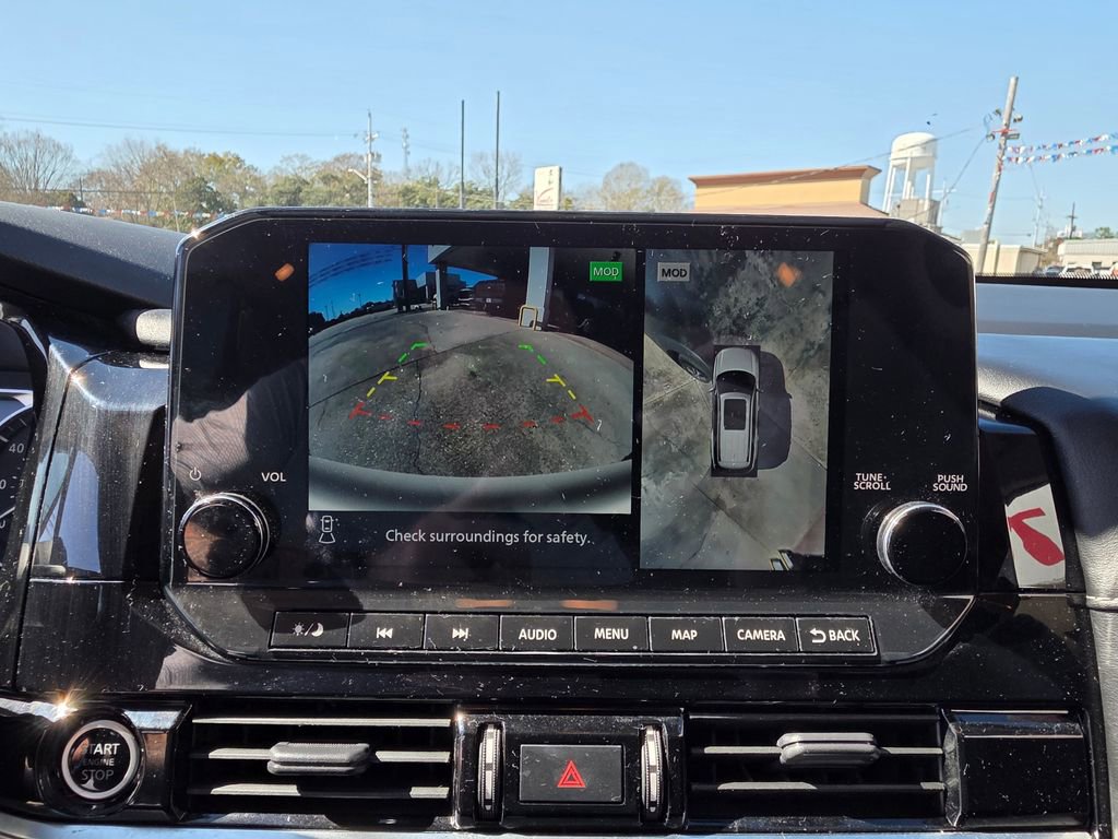 Used 2023 Nissan Pathfinder SL image 19