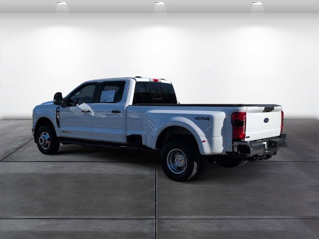 Used 2025 Ford F350 XL w/ 360-Degree Camera Package image 3