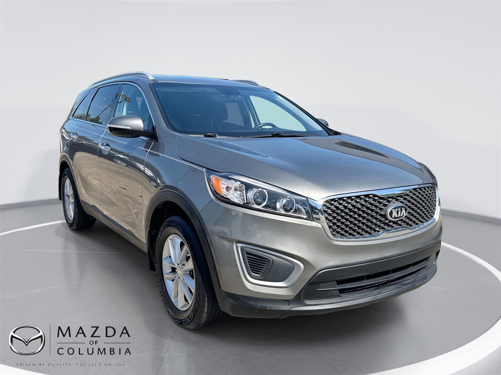 Used 2016 Kia Sorento FWD w/ LX Convenience Package image 1