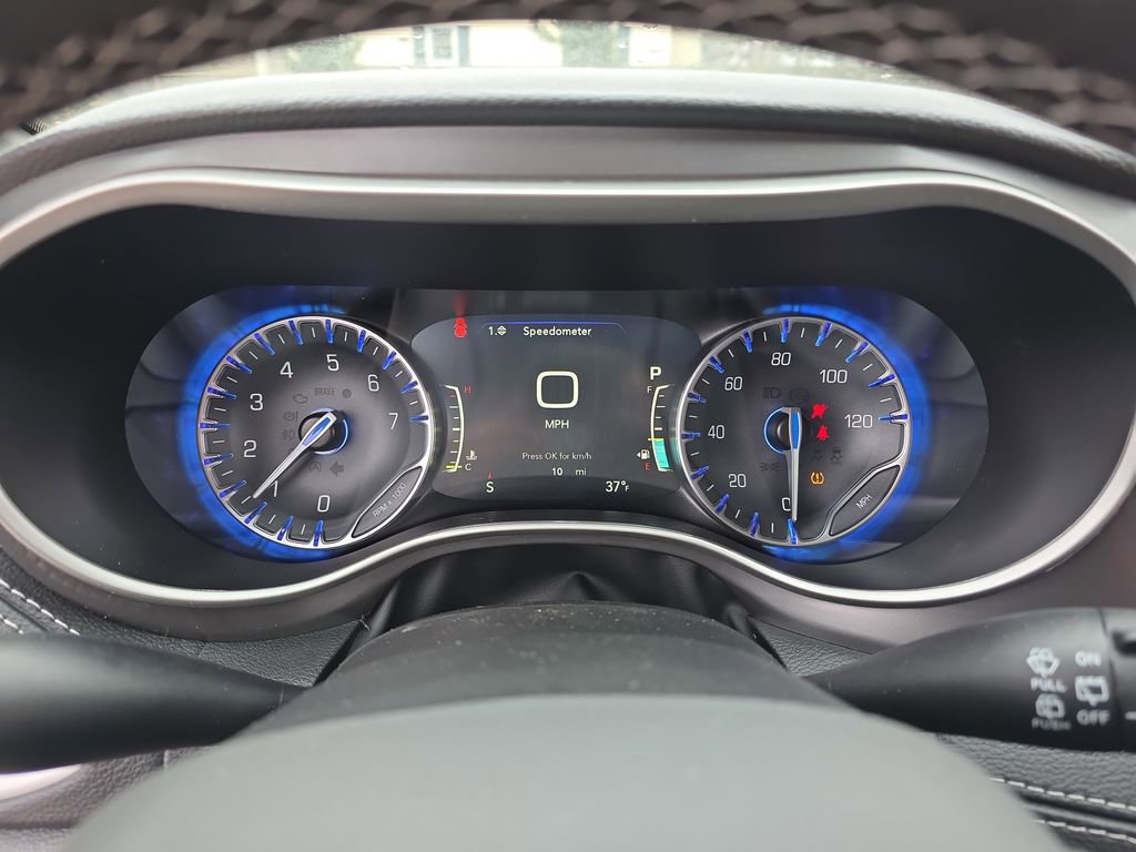 New 2026 Chrysler Pacifica Select image 21