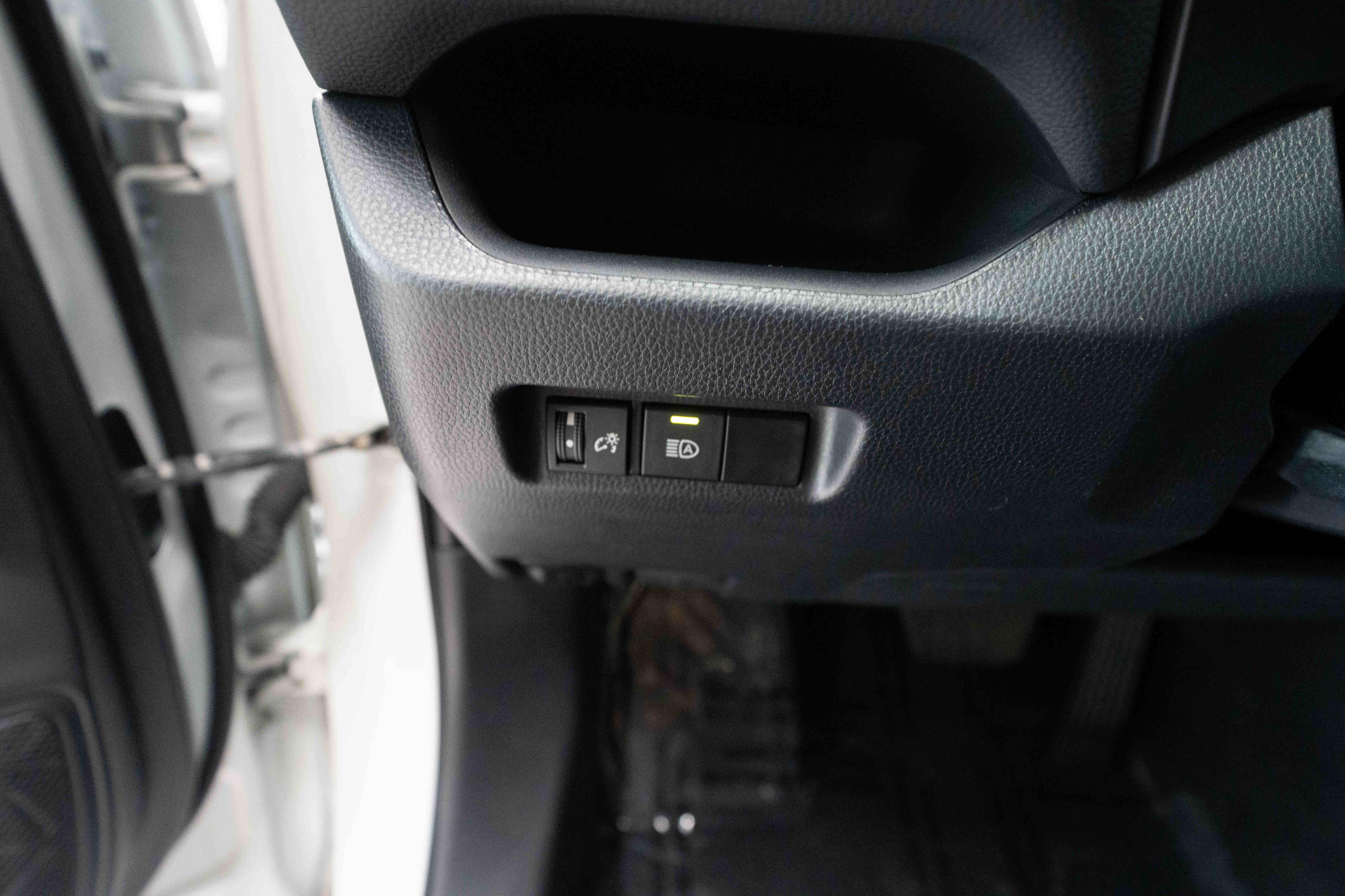 Used 2023 Toyota RAV4 XLE AWD/4WD image 11