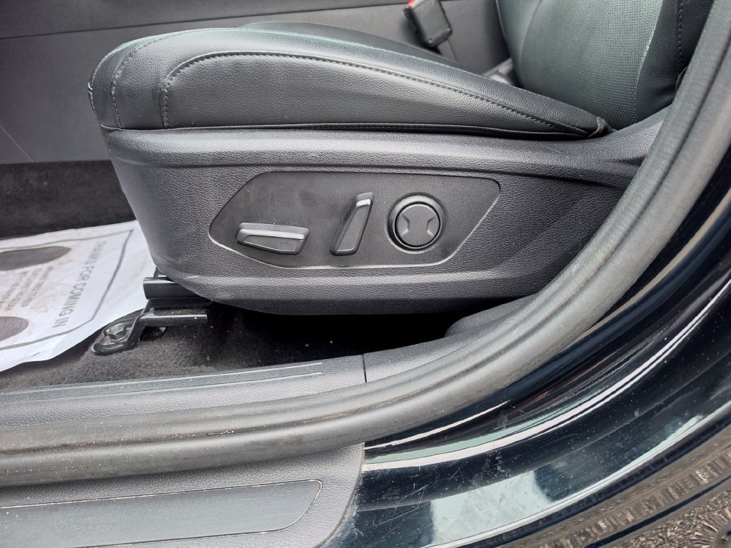 Used 2024 Kia Sportage EX FWD image 18