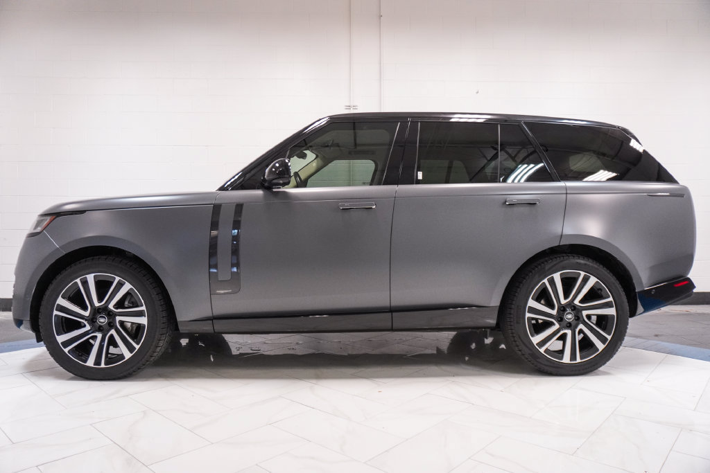 Used 2023 Land Rover Range Rover SE AWD/4WD image 40