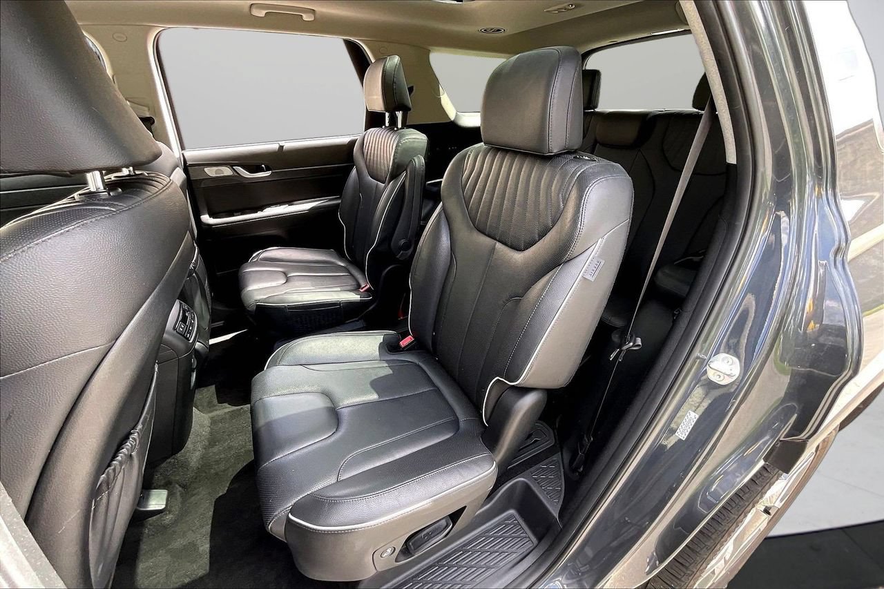 Used 2024 Hyundai Palisade Limited AWD/4WD image 23