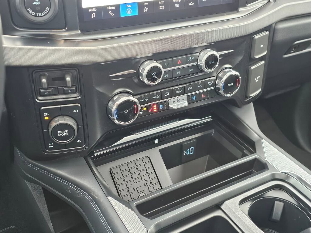 New 2026 Ford F250 Platinum image 18