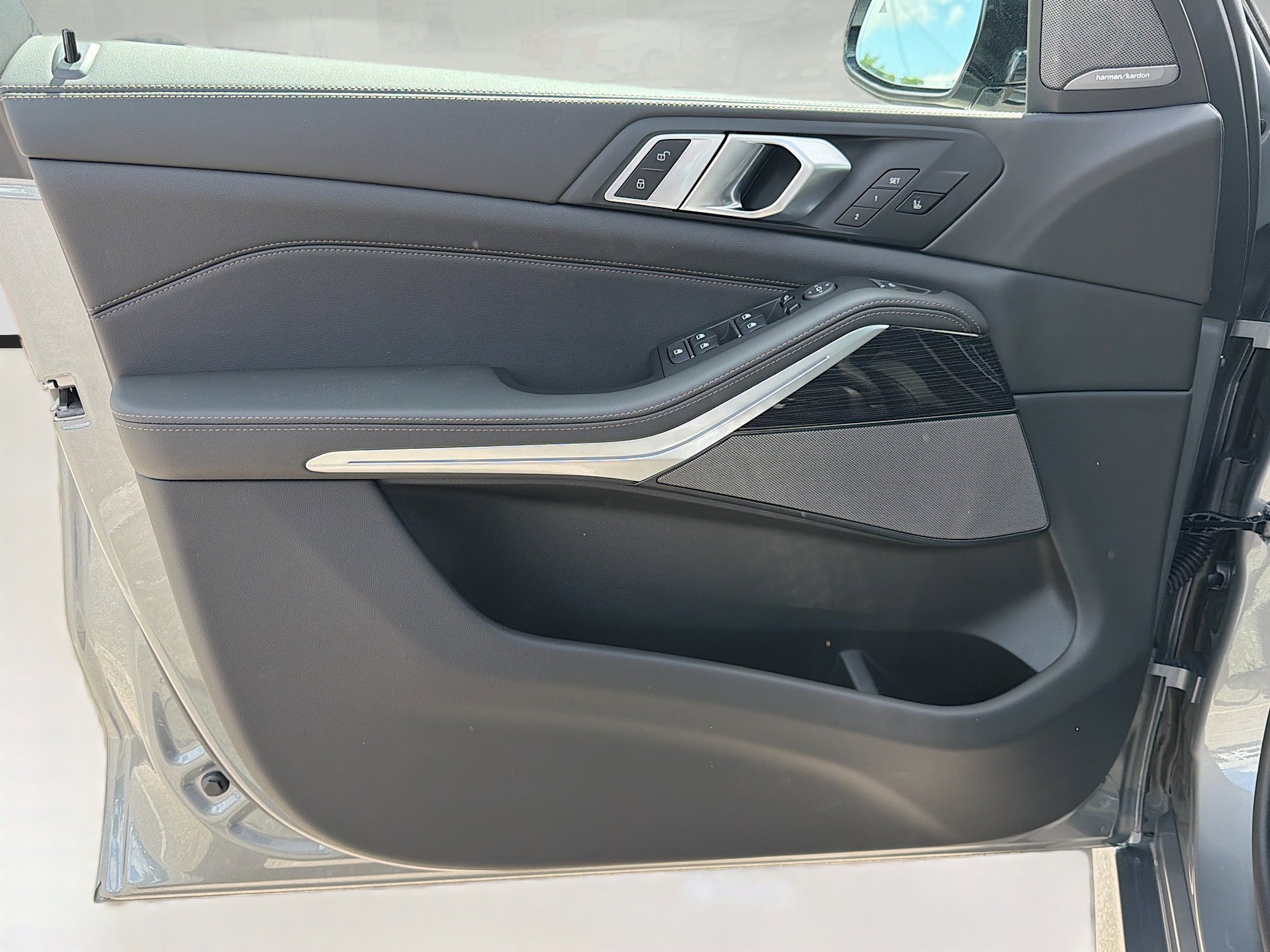 New 2026 BMW X5 xDrive40i w/ M Sport Package image 22